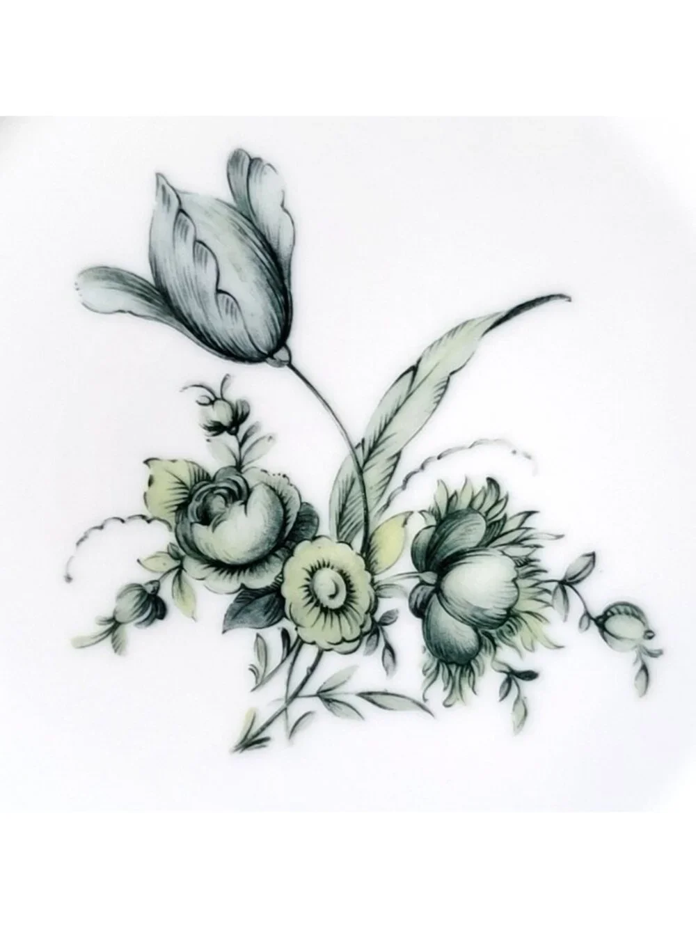 Vintage Royal Bayreuth Teal Tulip Coupe Bowl 7.625